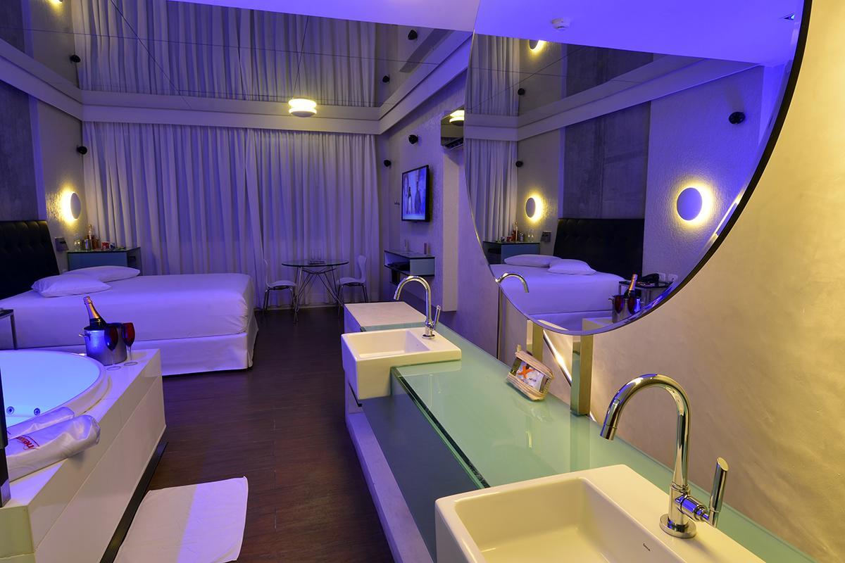 ז'אבואטו דוס גוארראפס Nexos Motel Piedade - Adults Only מראה חיצוני תמונה