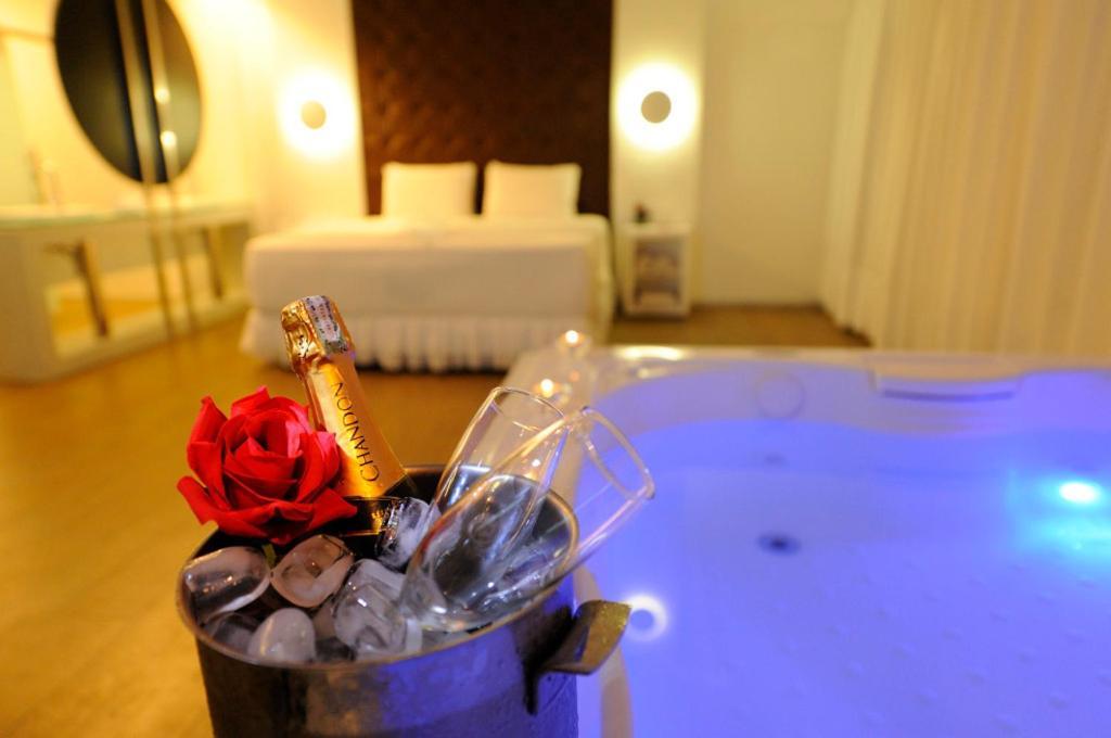 ז'אבואטו דוס גוארראפס Nexos Motel Piedade - Adults Only מראה חיצוני תמונה